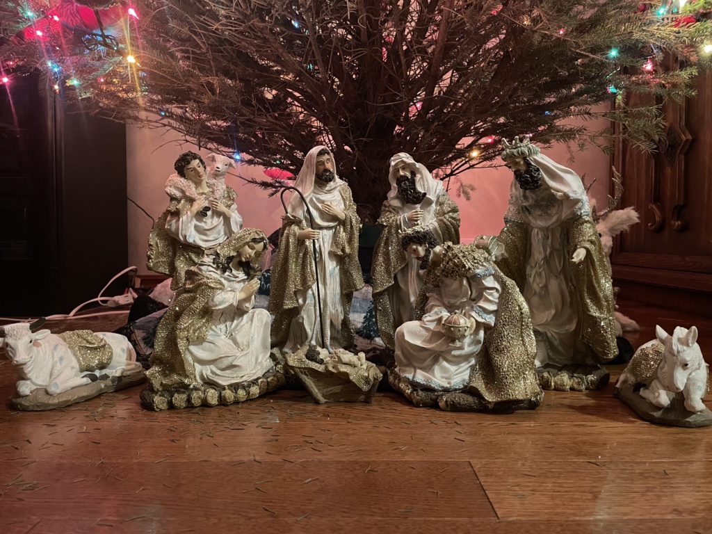 Your Holiday Vision has everything to do with how you will experience the holidays. Deciding with your family what's important for the holidays can make all the difference.